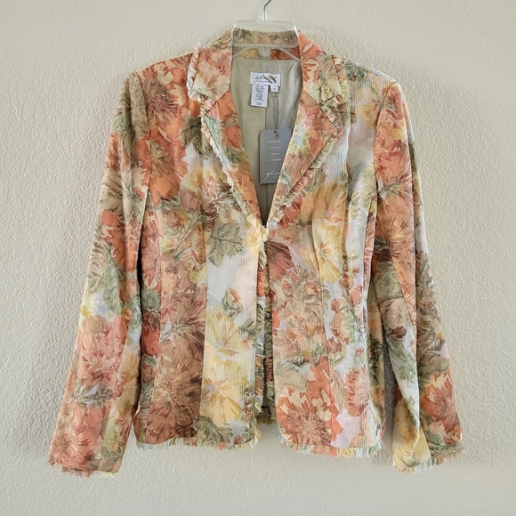 NWT Spirit by Coldwater Creek 100% Silk Boho  Floral Fringe Blazer Jacket Size 8 - Picture 1 of 8